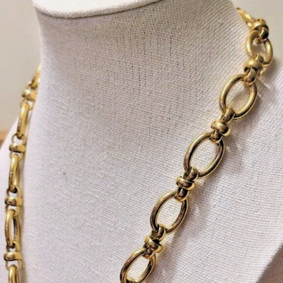 Vtg. Royal Juicy Couture Logo Heart Gold Tone Chain Link Necklace Toggle Rare - Picture 7 of 7